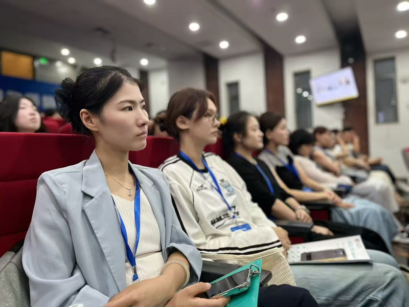 54df7d8038c849e3ba08b394f7711f13