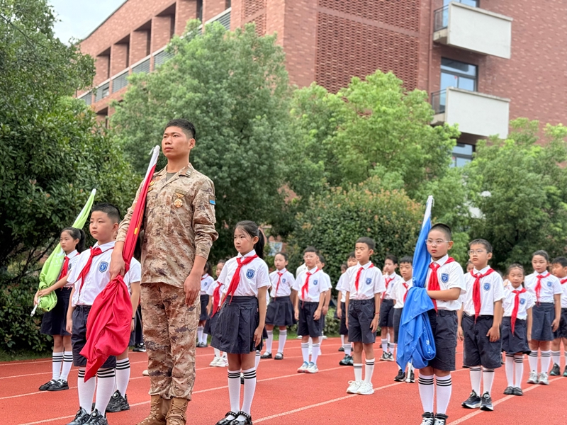 5b6b6f6f129140440fa79db311084181 5b6b6f6f129140440fa79db311084181